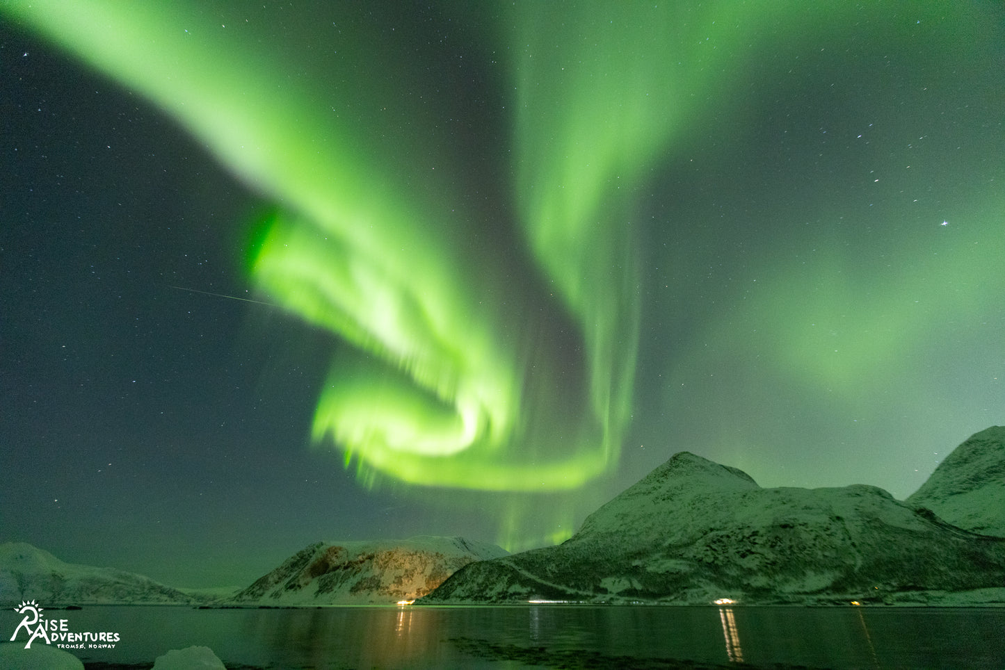 Group Northern Lights Expedition